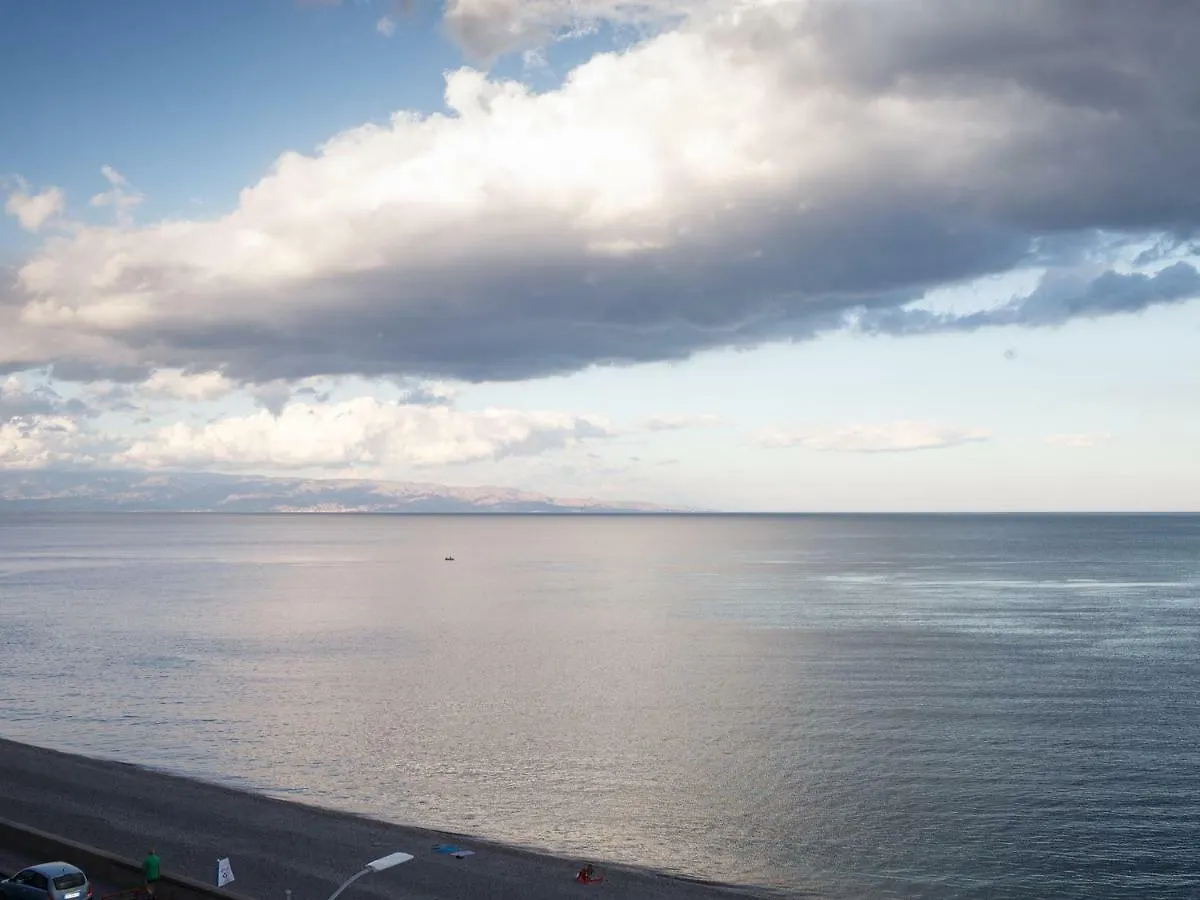 Marina Di Savoca Apartment Santa Teresa Di Riva