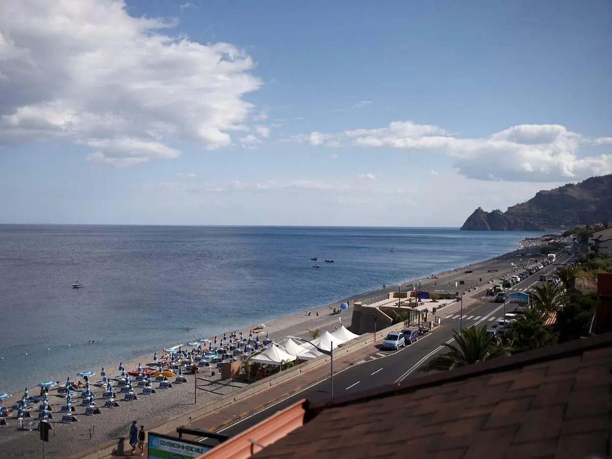 Marina Di Savoca Apartment Santa Teresa Di Riva